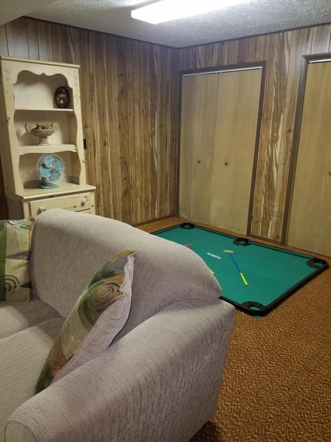 Saw Creek Cabin - Regent Hilltop 부시킬 외부 사진