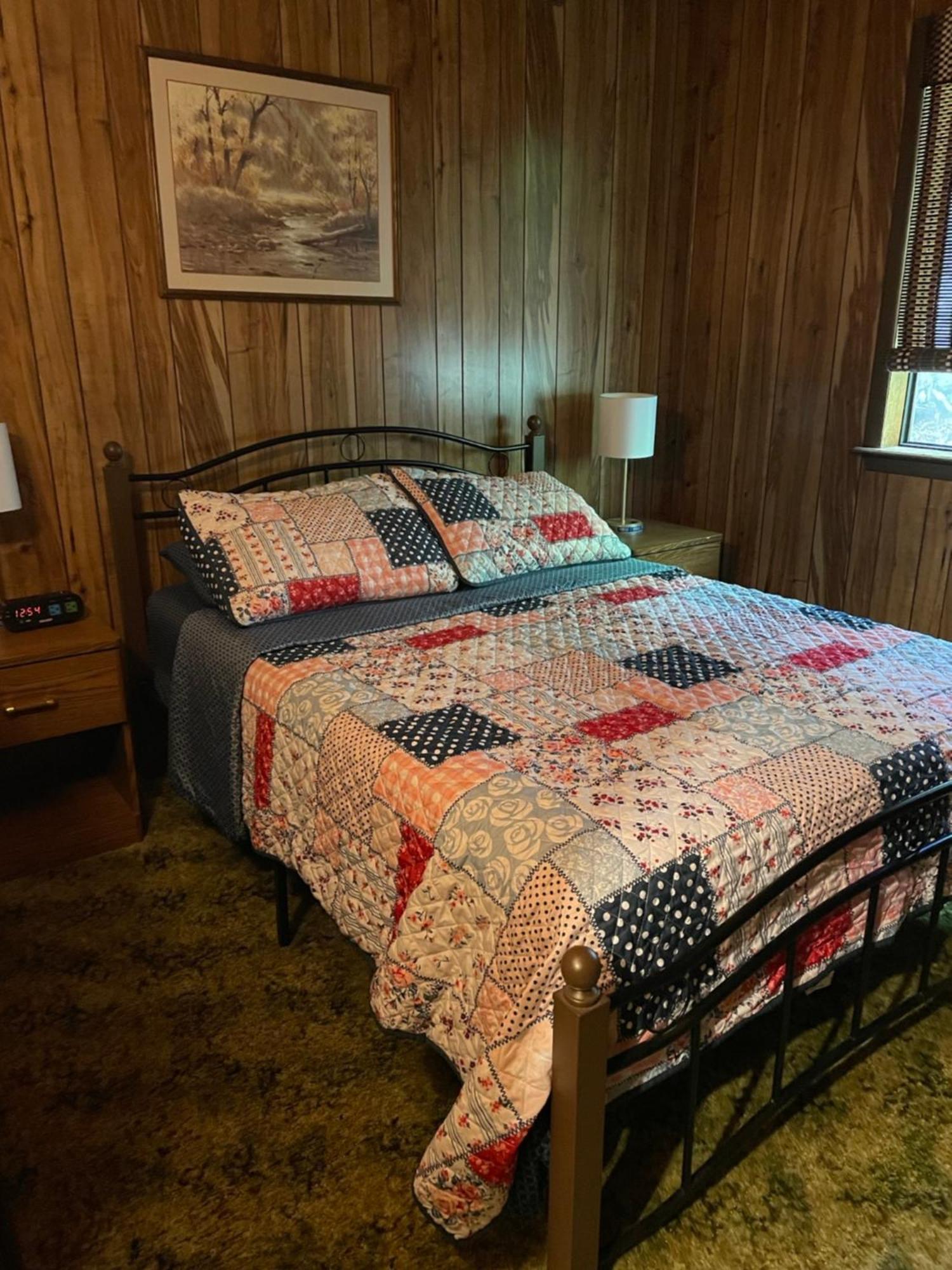 Saw Creek Cabin - Regent Hilltop 부시킬 외부 사진